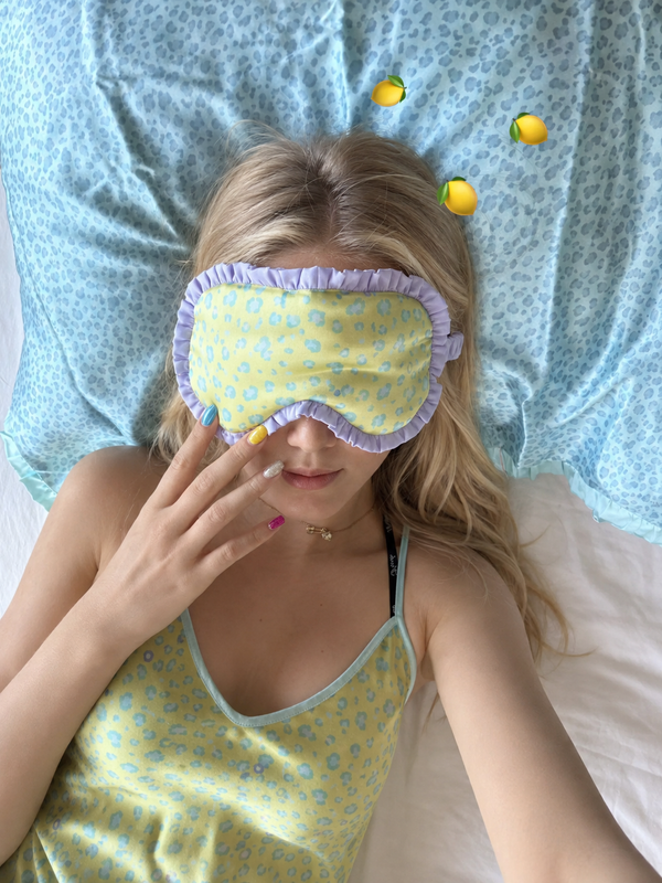 Butter Yellow Leopard Print Ruffled 22 Momme Mulberry Silk Sleep Mask